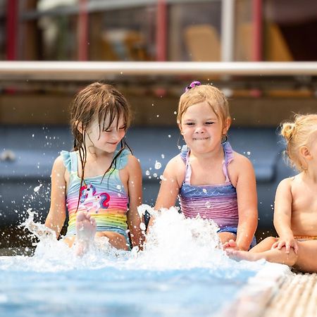 H2O Hotel-Therme-Resort, Fur Familien Mit Kindern 바트월터스도 외부 사진