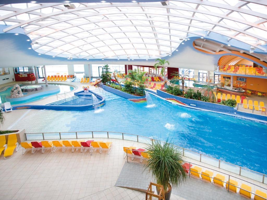 H2O Hotel-Therme-Resort, Fur Familien Mit Kindern 바트월터스도 외부 사진